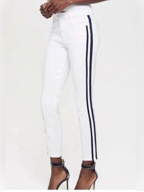 MOTHER White The Looker Ankle trending Jeans  spring summer vibe size 26